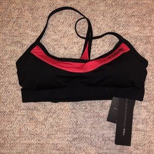 Virus Performance Sports Bra